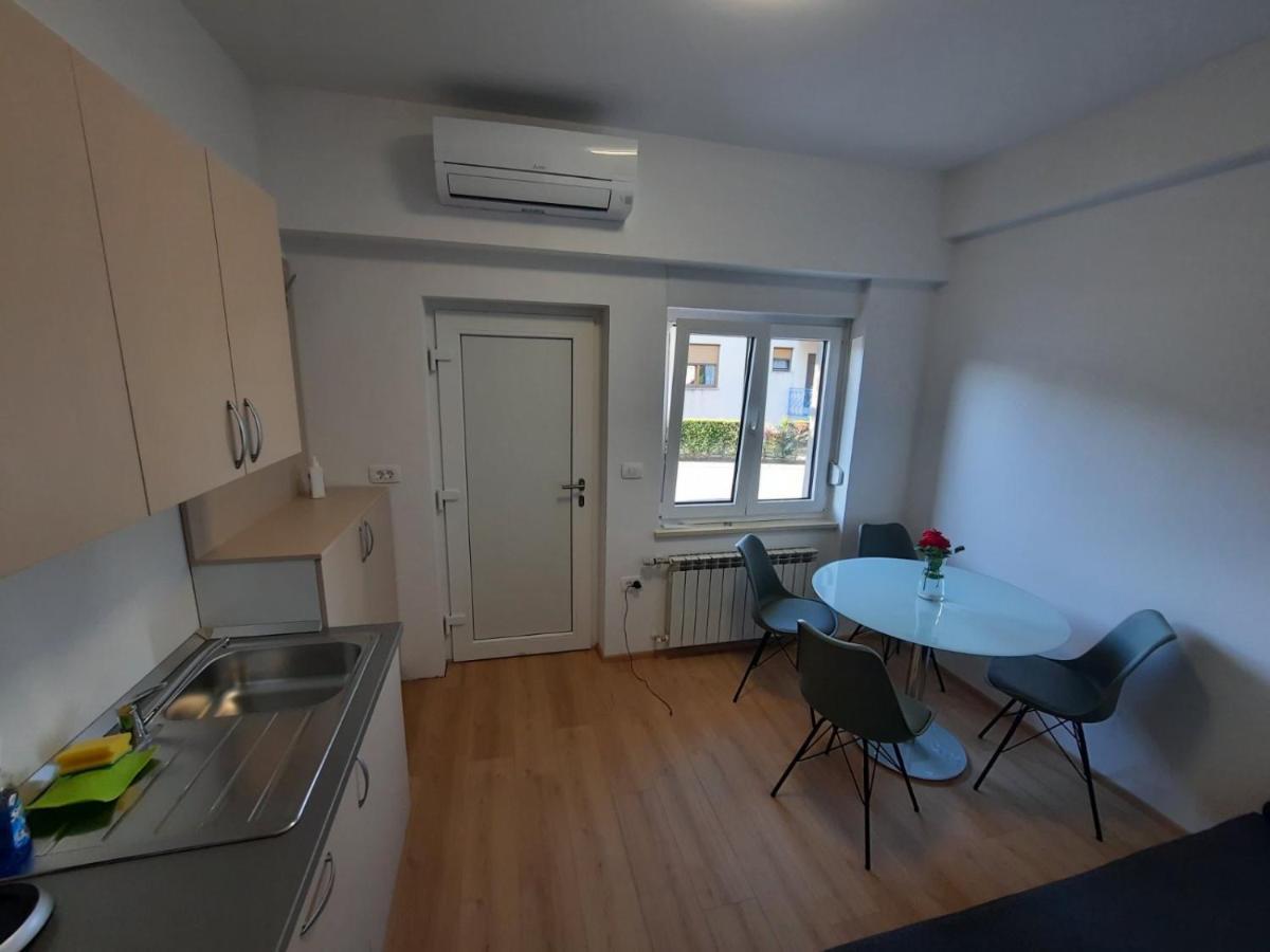 Bellevue 1 Apartment Izola Bagian luar foto