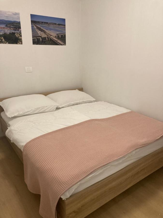 Bellevue 1 Apartment Izola Bagian luar foto